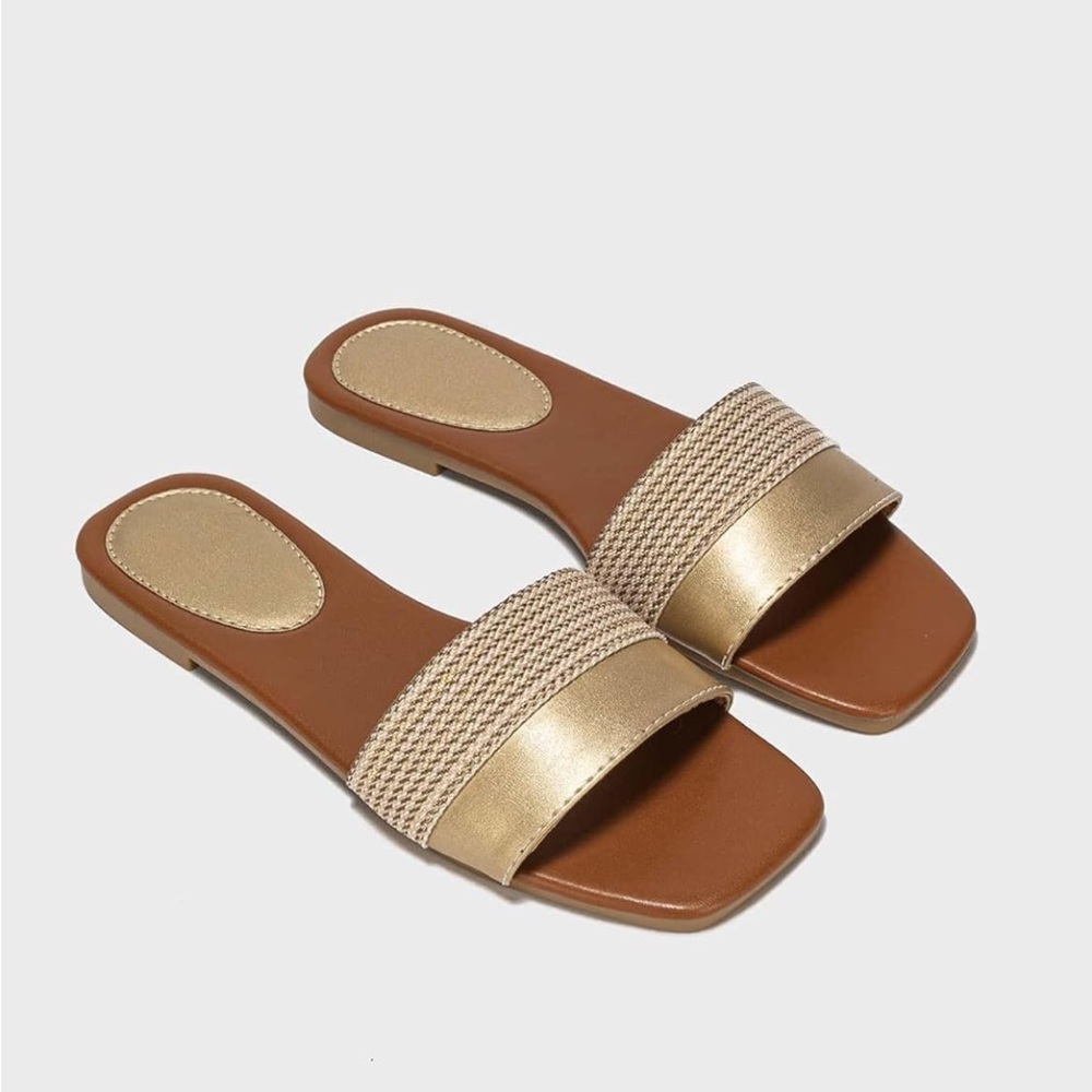 Metallic Square Toe Flat Sandals